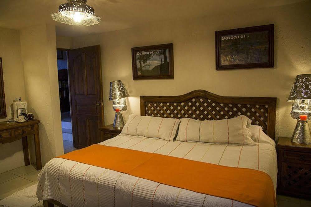 Hotel Casa Yunenisa オアハカ州 エクステリア 写真