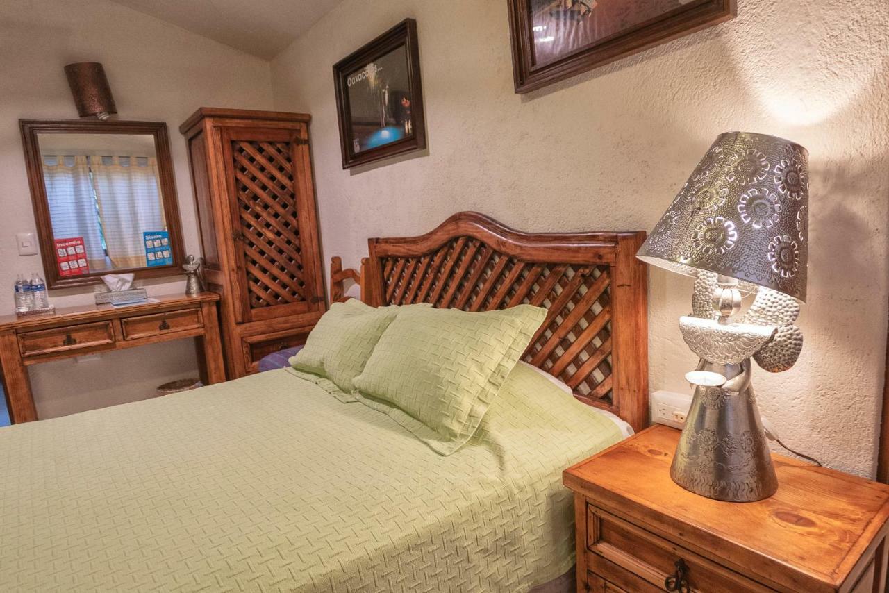 Hotel Casa Yunenisa オアハカ州 エクステリア 写真